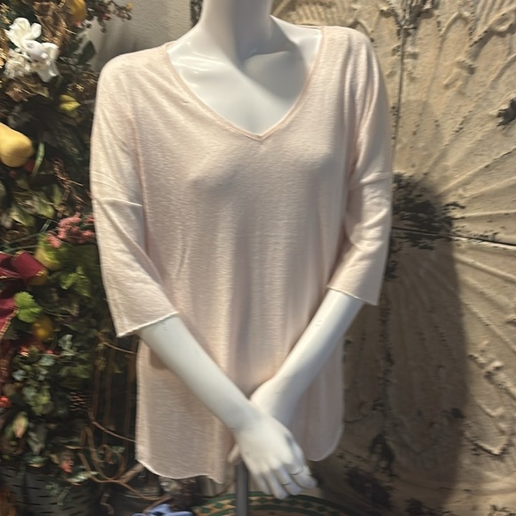 Champagne vneck blouse by Nostalgia - Picture 4 of 12